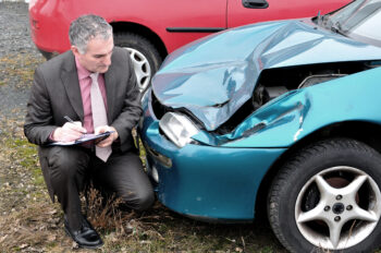 How to Deal with Insurance Adjusters After a Car Accident in California
