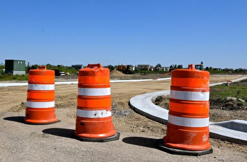 highway-barrel-crash-img